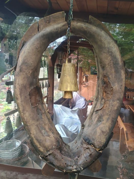 Битова украса - стар хамут