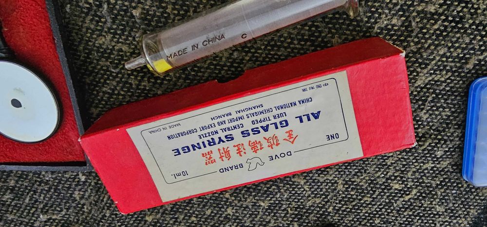 diverse instrumente medicale inceput si sfarsit de colectie