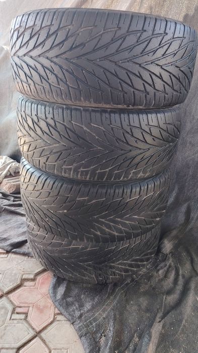 Продам шины 265/50/20