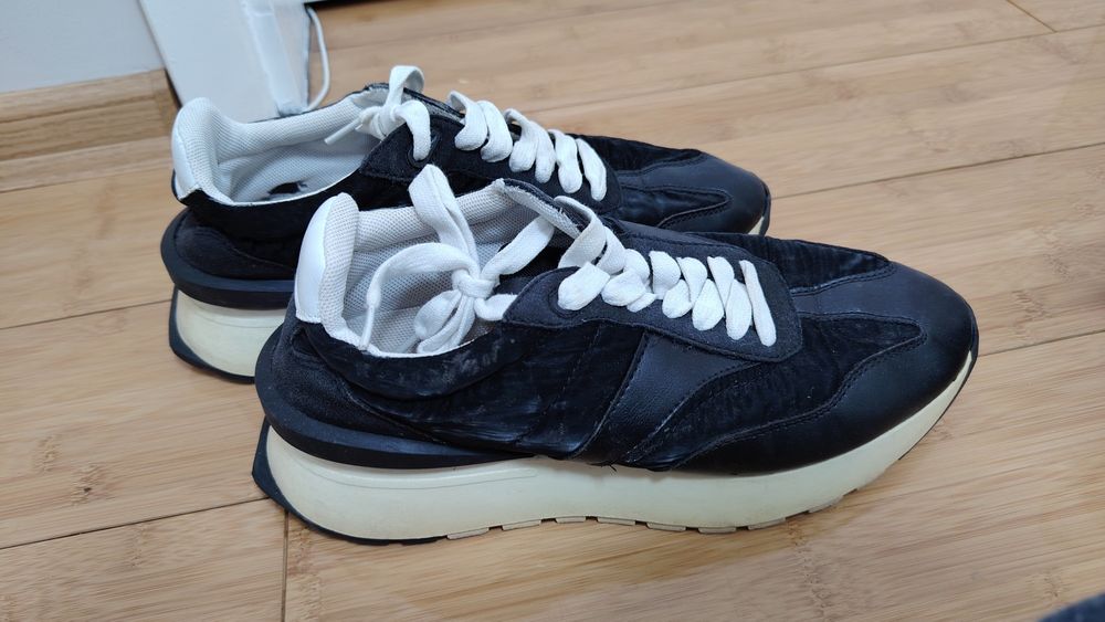 Нови и малко носени обувки 39/38