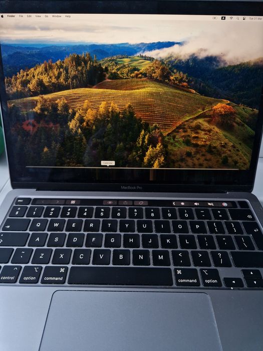 MacBook Pro 13inch, 2020, Two Thunderbolt 3 ports