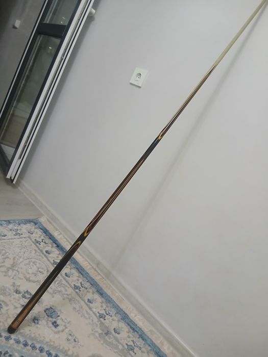 Кий бильярдный продам