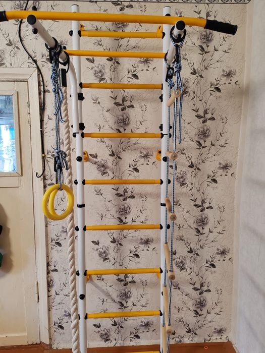 Шведская детская стенка