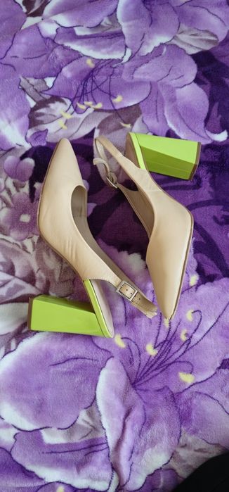 Sandale dama Epica Made in Brazil, crem cu toc verde, masura 40