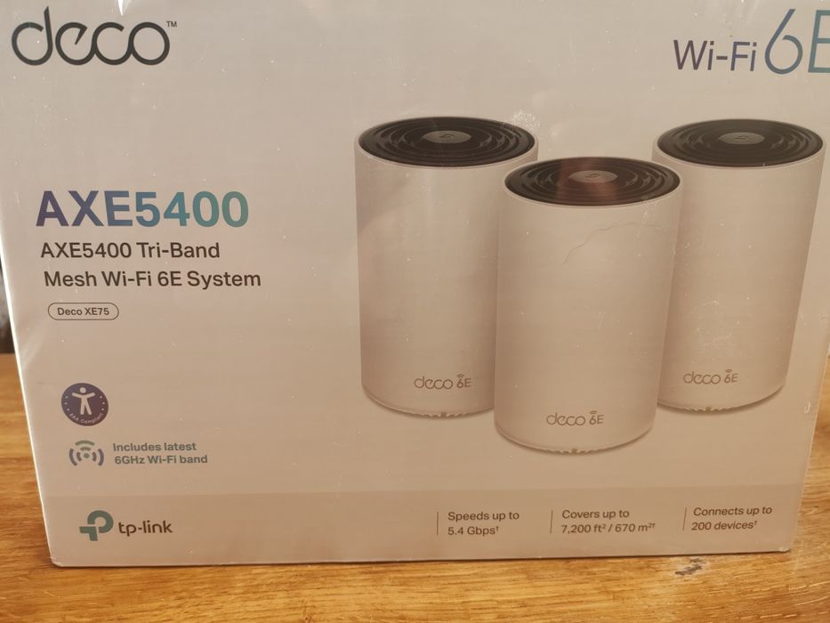 Sistem mesh WiFi TP Link Deco XE75 AXE5400 WiFi 6E nou sigilat
Set 3 unitati acoperire mare pana la 670 mp viteze pana la 5.4 Gbps tri band cu banda 6