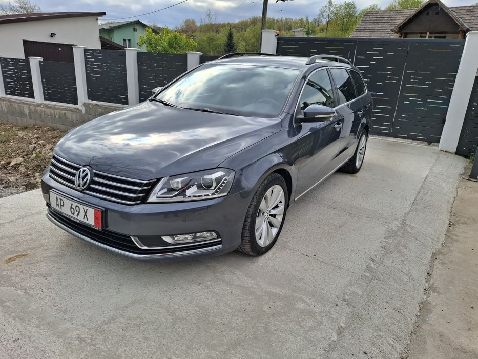 VW Passat/2013//Automat/Navigatie/Xenon/Interior sport/Germania/Euro 5