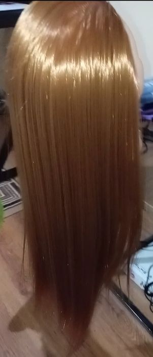 Манекен глава със стойка