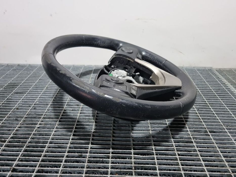 Volan Toyota Rav 4 IV 2012 - 2015 (1492)