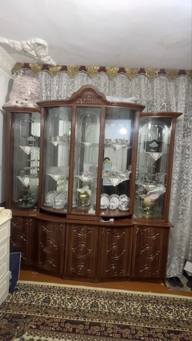 Сервант без пеналь