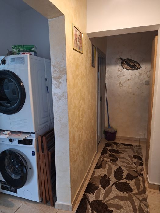 Apartament 3 camere decomandate zona Neagoe  Voda