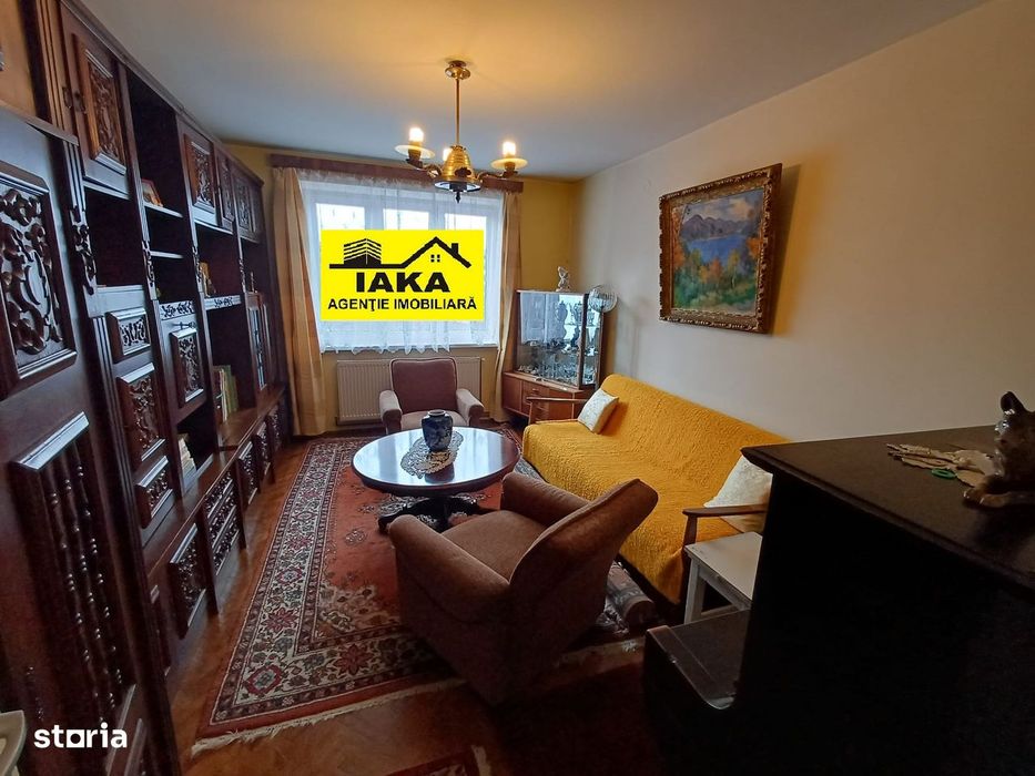 Unirii, zona Casa Vacantei, 3 camere, etaj 2 — fotografia 1