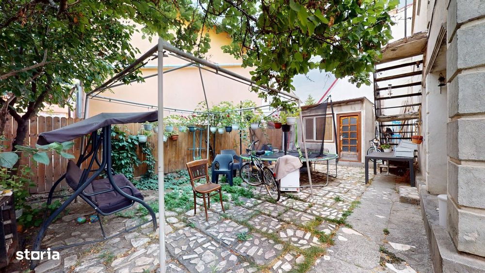 Vila spațioasă 13 camere, 350 mp utili, Dămăroaia,sector 1