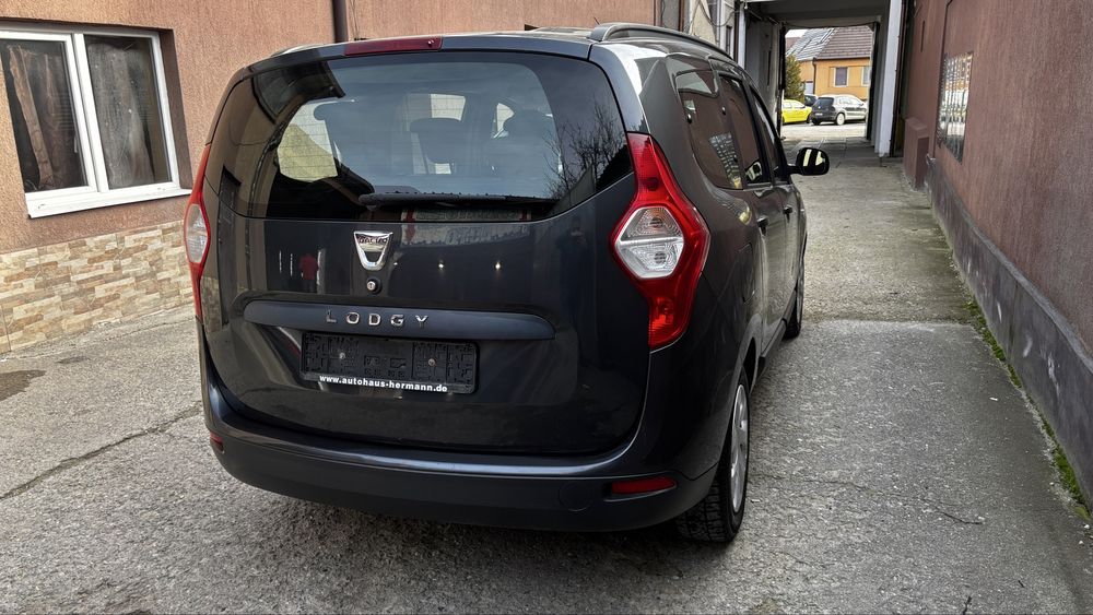 Dacia Lodgy 7 locuri 1.6 Mpi benzina / euro 5 / 2013 / rate