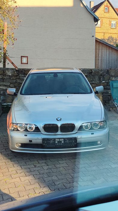 BMW 5 Series 0 — imagine 4