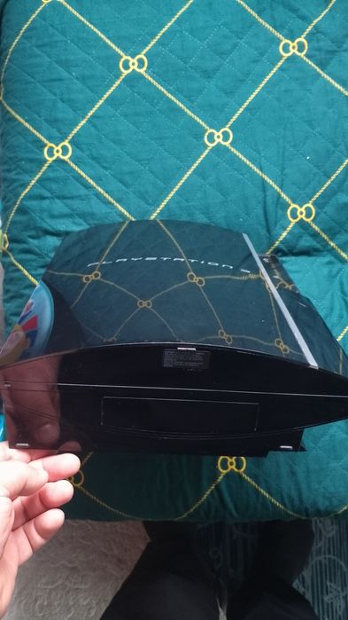 Продам приставку PS3
