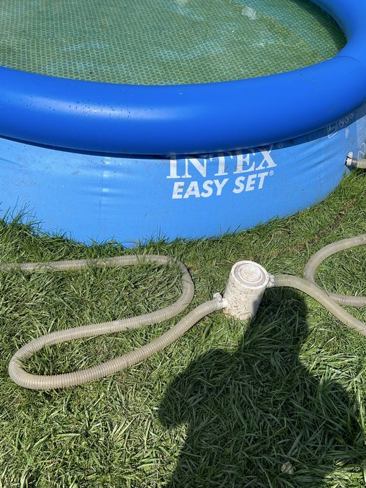 Vand piscina gonflabila cu capac inclus