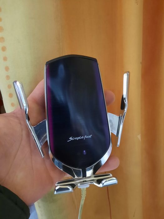 Incarcator auto wireless