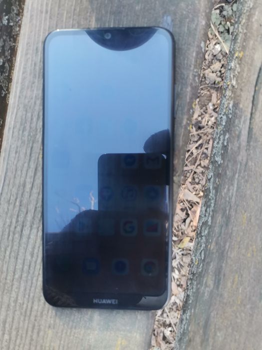 vând telefon Huaweiy6