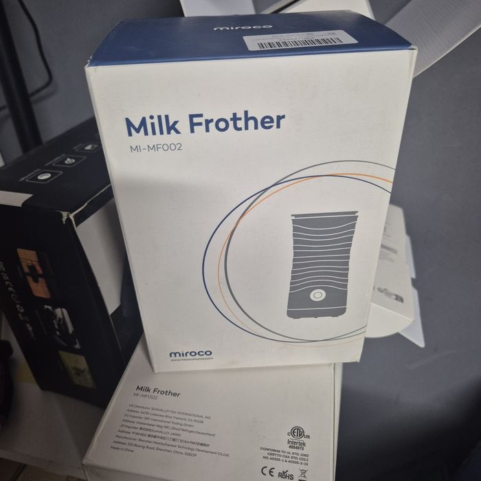 4 в 1 Автоматичен уред за разпенване на мляко.