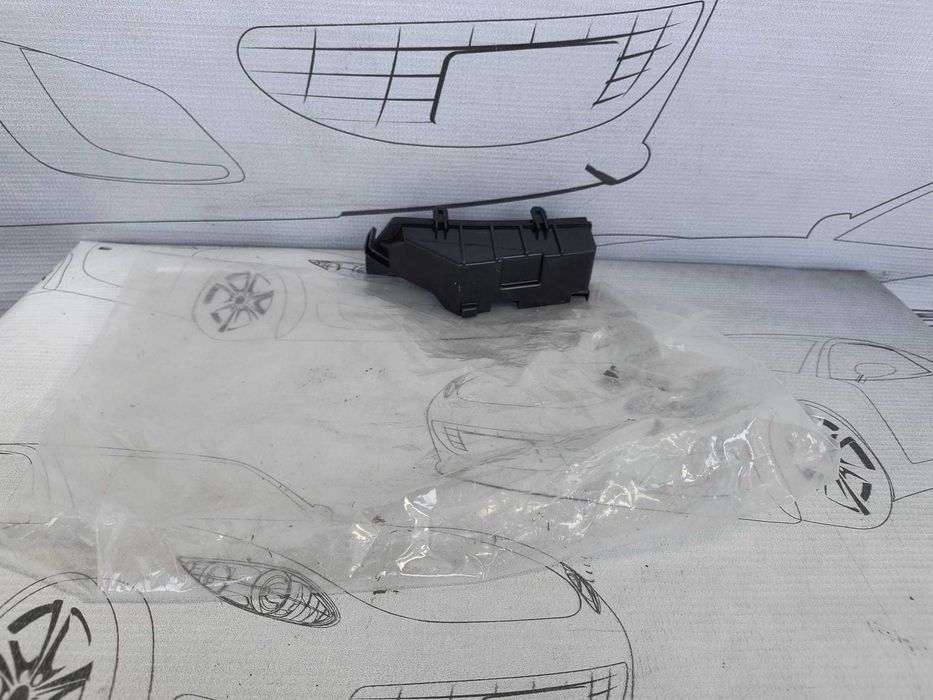 Carcasa Suport Bloc Sigurante / Relee Mazda 6 2016 / 2012-2016 Cod OEM KD4766767 (5C2)