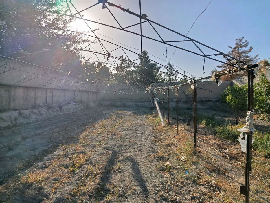 Ер Участка сотилади.