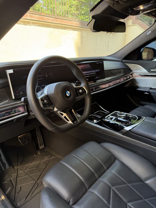 BMW M760I XDrive