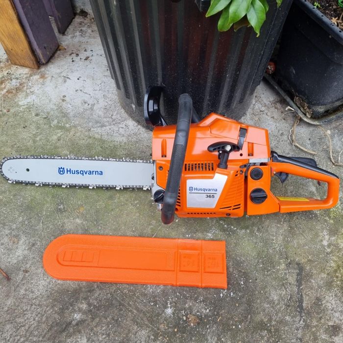 Продава резачка Хус Варна 365 на супер цена