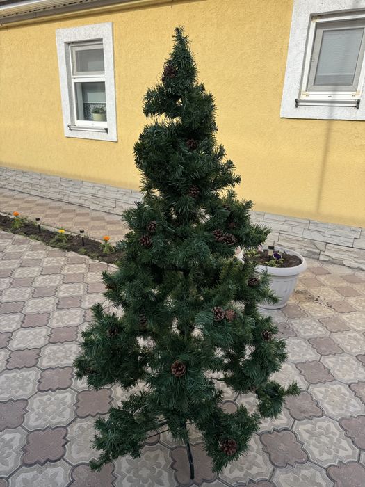 Продам искуственную елку