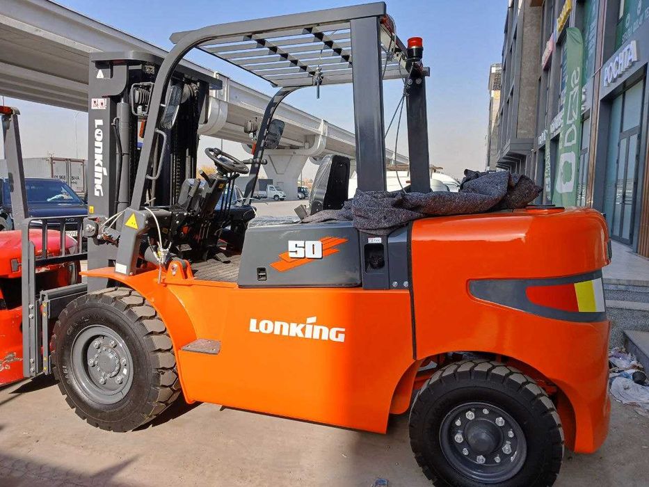 Авто Кара Вилочный Погрузчик LONKING 5 тонный 4.5 метровый