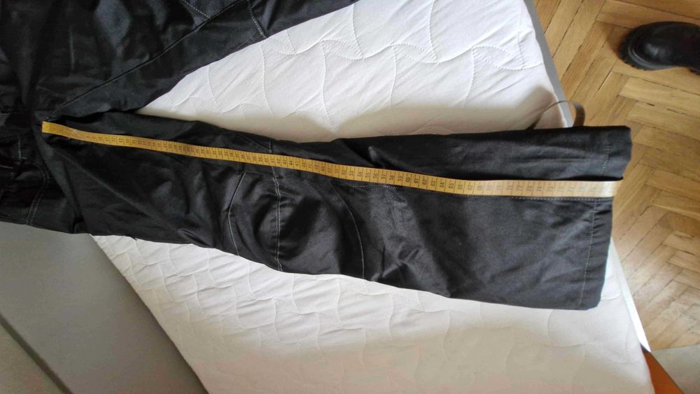 Продавам дамски, текстилен, Мото-панталон N36