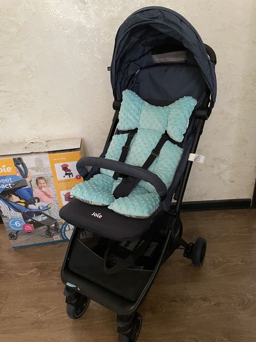 Коляска прогулочная