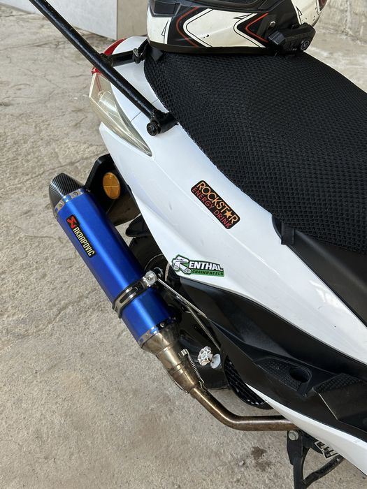 Продеже м8 про