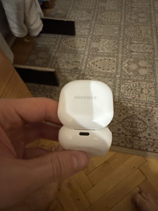 Продам Galaxy buds 2