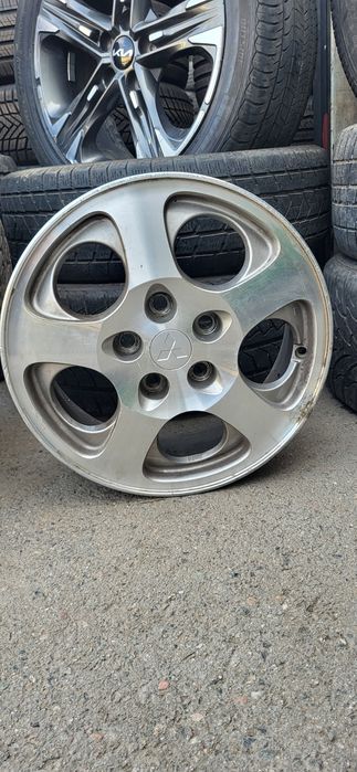 Продам диск комплект 4шт R16
