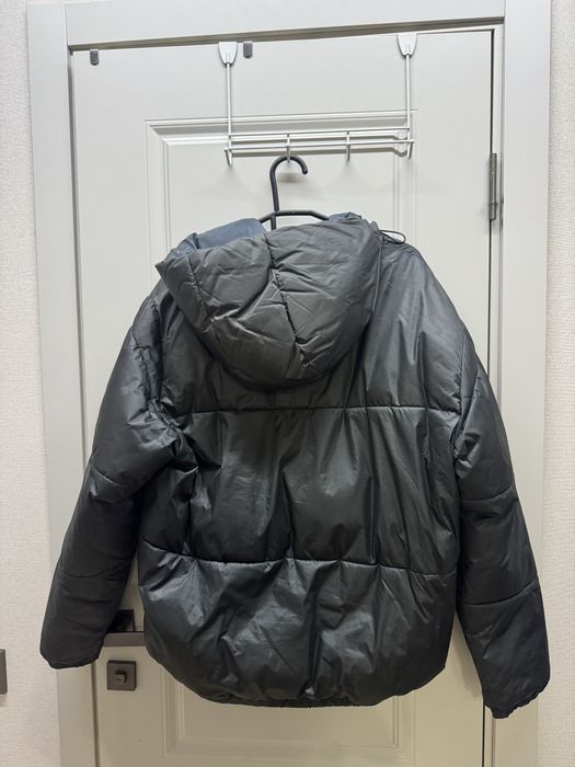 Продам демисезонный пуховик Pull and Bear