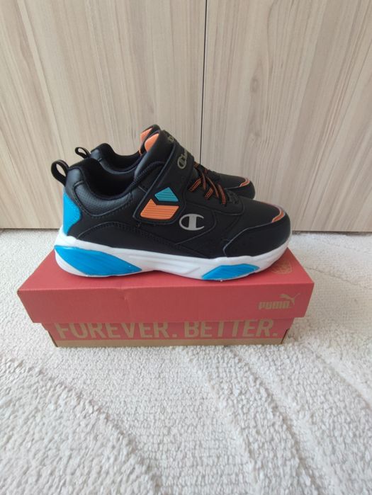Детски кецове Adidas, Puma и Champion.