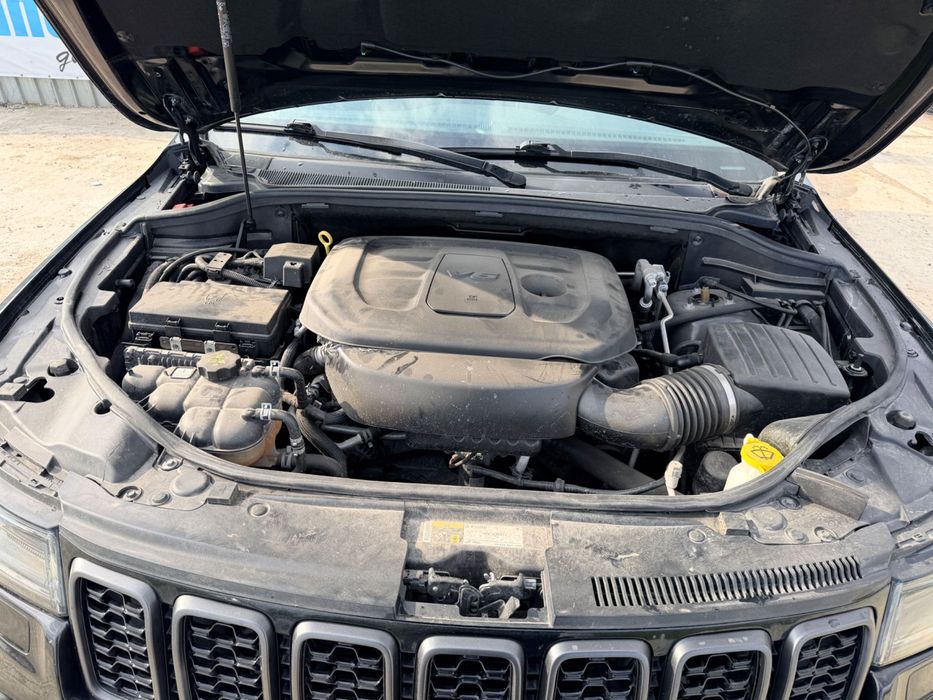 Jeep Grand Cherokee WK2 3.6i двигател ERB 294 кс автоматик 4x4 169 000 км. 2019 г. euro 6 Джип Гранд Чероки WK2 3.6 294 hp. atomatic 4x4
