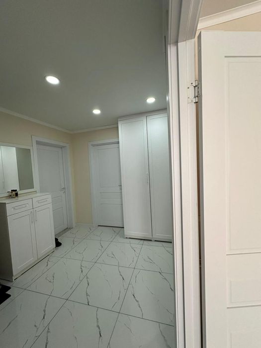 Продам 4-х комнатную квартиру в самом центре
