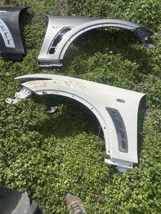 Ляв десен калник infiniti fx30/Qx70 инфинити фх