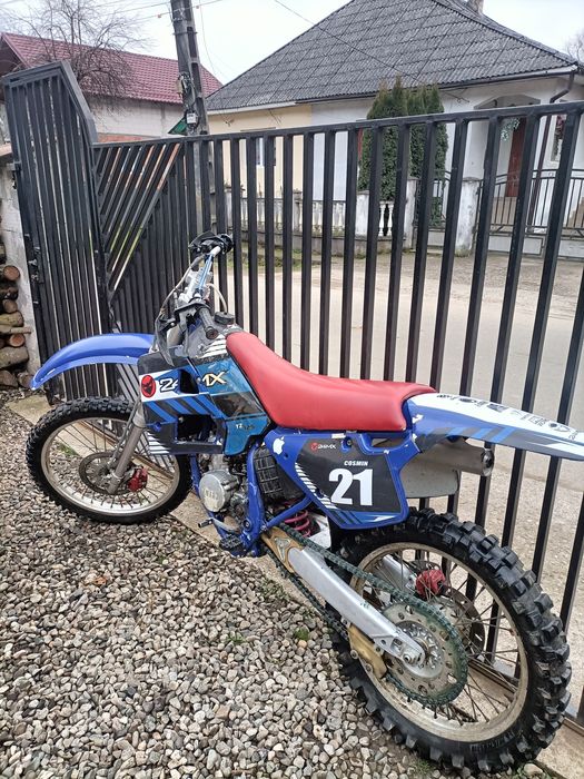 Vând Cross Yamaha yz 125 2t