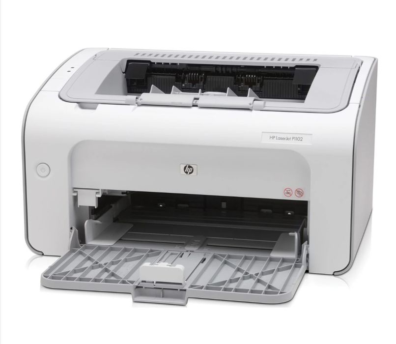 Vând imprimanta HP P1102 Laser exceptională