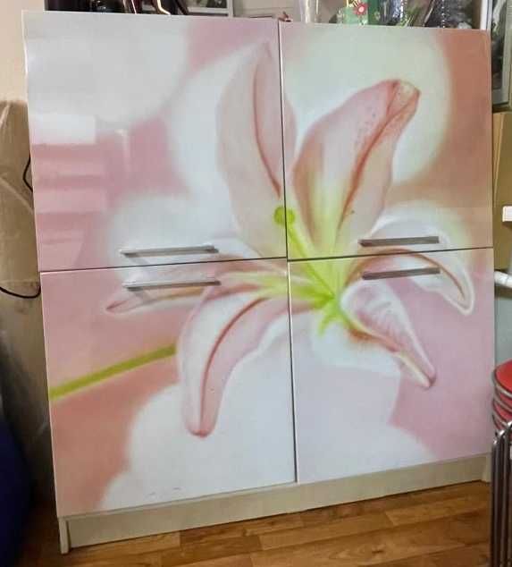 Шкаф в детскую комнату