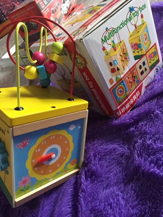 Развивающая игрушка из дерева