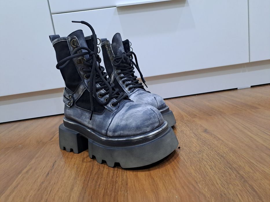 Новые. Крутые ботинки