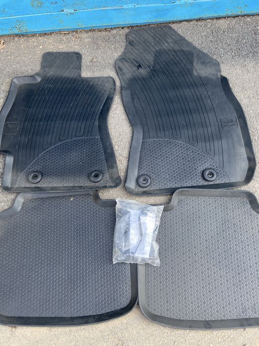 Полики резиновые SUBARU