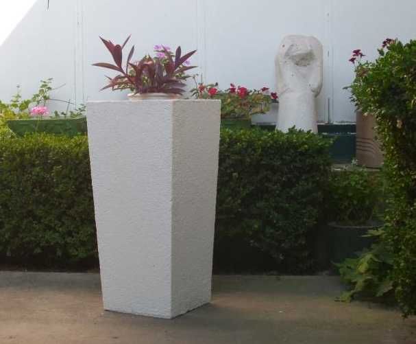 Авторски циментови кашпи