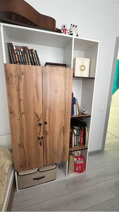 Продам  шкаф для ребенка в детскую