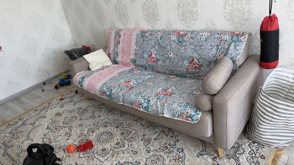 Продается диван. Цена договорная