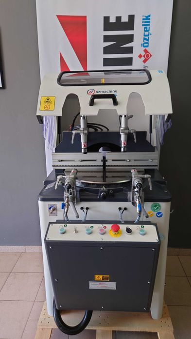 METEOR 420  Masina de debitat automata cu taiere de jos in sus Ø 420mm