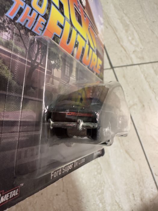 Продаю Hot Wheels Premium